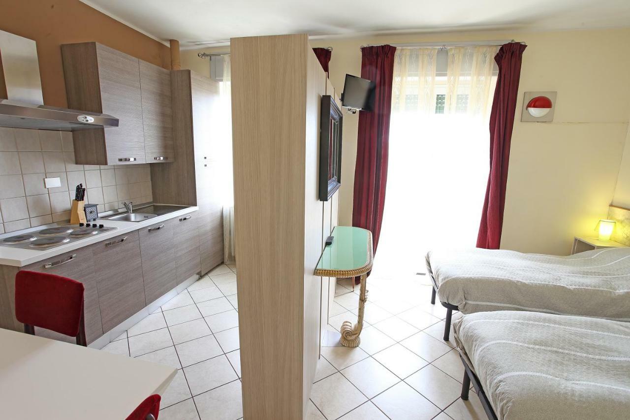 Bb Ombretta Bed & Breakfast Valeggio sul Mincio Exterior photo