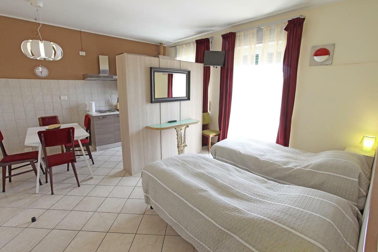 Bb Ombretta Bed & Breakfast Valeggio sul Mincio Exterior photo